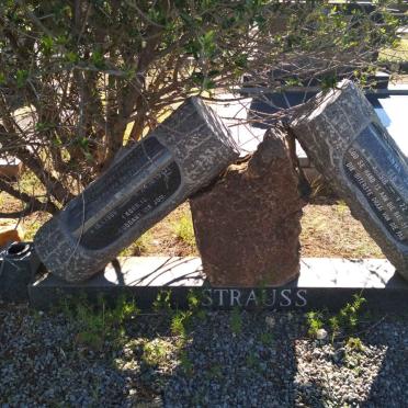 STRAUSS Gideon Jacobus 1906-1973 &amp; Anna Jacoba JACOBS 1916-2001