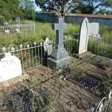 VILLIERS Isaac Jacob, de 1829-1891 :: DE VILLIERS Emerentia 182?-189? :: DE VILLIERS Edmund Jacob Brunt, de 1860-1881