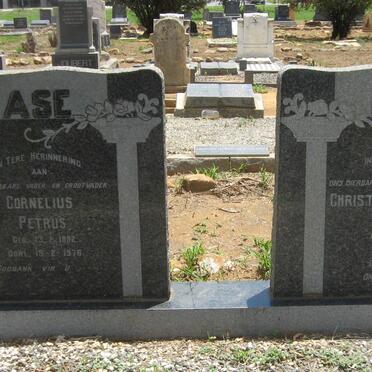 CLASE Cornelius Petrus 1892-1976 &amp; Christina Elizabeth Gezina KLEYNHANS 1894-1940