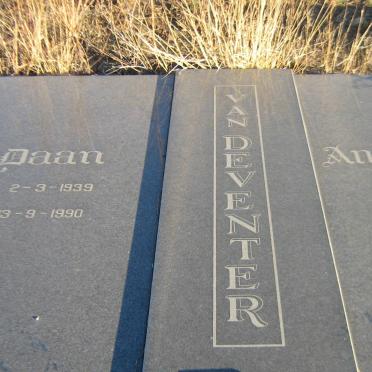 DEVENTER Daan, van 1939-1990 &amp; Anne-Marie 1945-