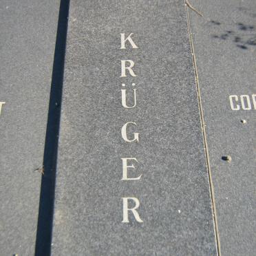 KRUGER Hendrik Tjaart 1941-1984 &amp; Cornelia Petronella JORDAAN 1942-