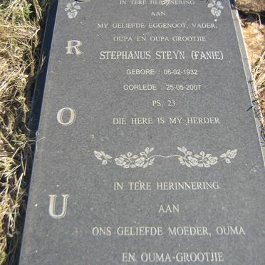 ROUX Stephanus Steyn 1932-2007 &amp; Susara Aletta 1940-