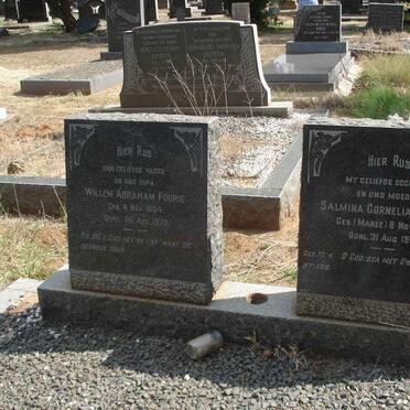 FOURIE Willem Abraham 1884-1970 &amp; Salmina Cornelia MAREE 1888-1943