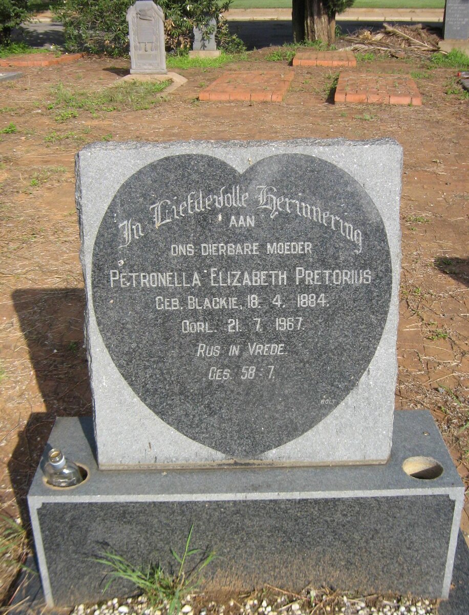 PRETORIUS Petronella Elizabeth nee BLACKIE 1884-1967
