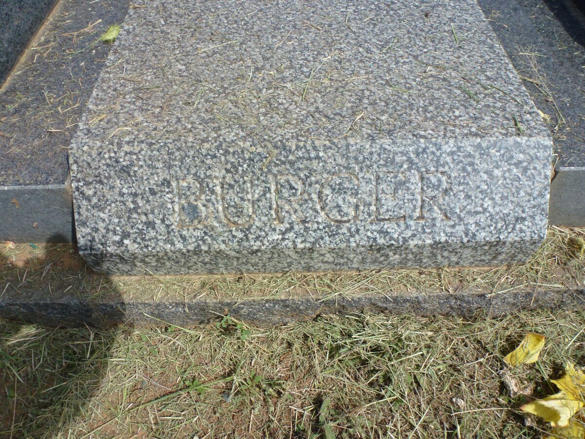 BURGER George David 1898-1978 &amp; Susanna Louisa J.V. RENSBURG 1899-1991