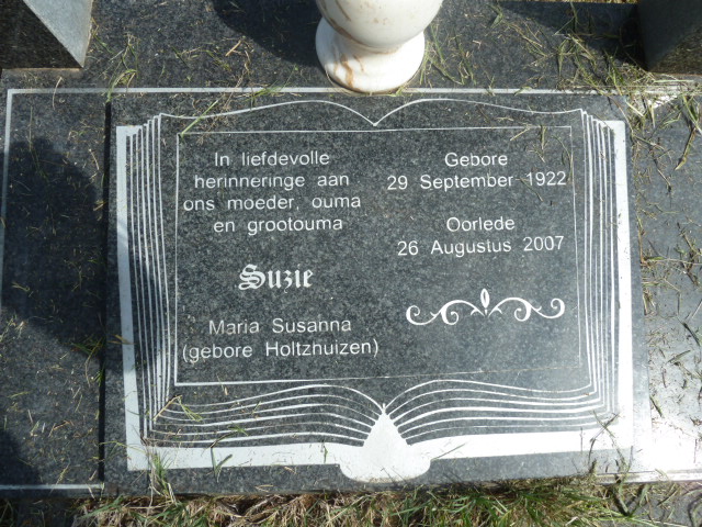 RAS Maria Susanna nee HOLTZHUIZEN 1922-2007
