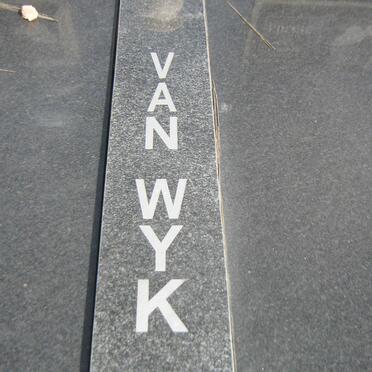 WYK Koos, van 1937-2004 &amp; Koekie 1946-2006