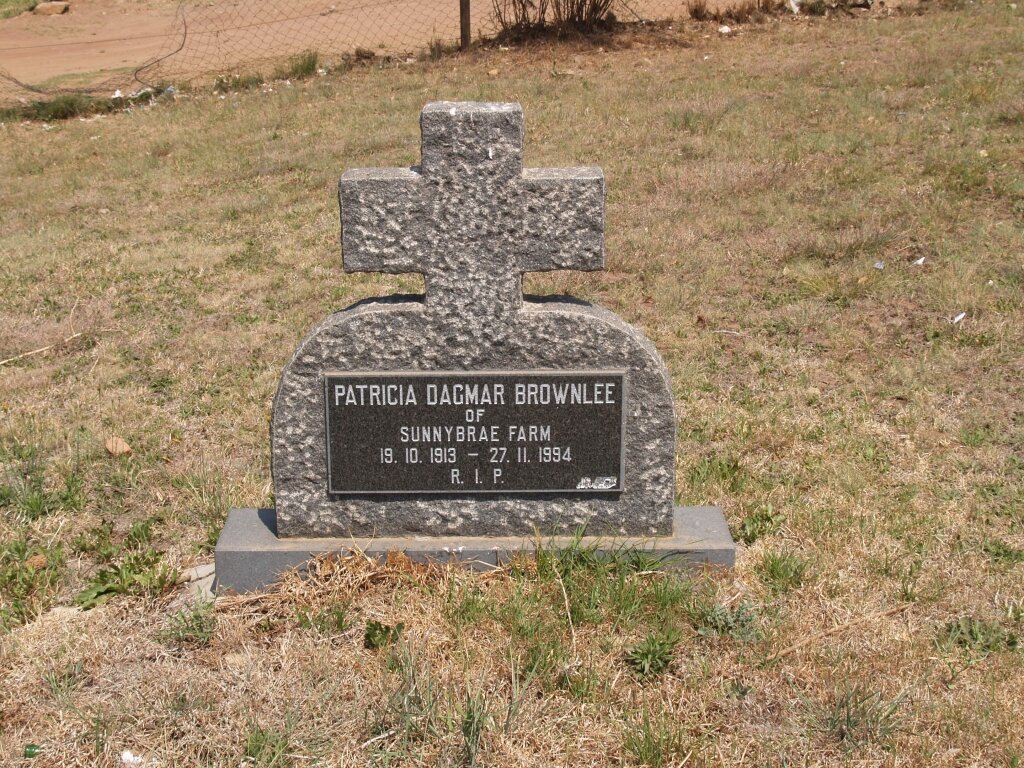 BROWNLEE Patricia Dagmar 1913-1994