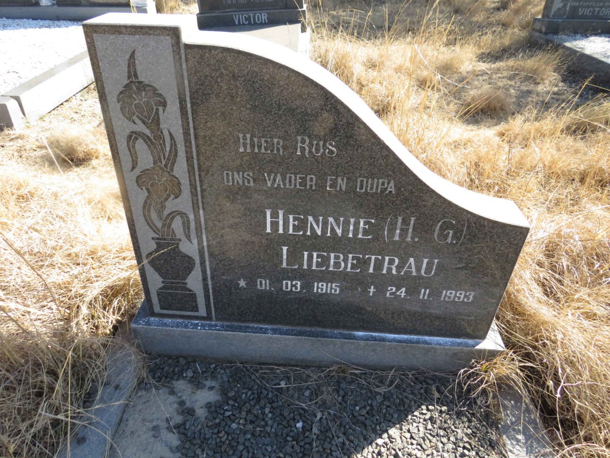 LIEBETRAU  Hennie H. G. 1915-1993