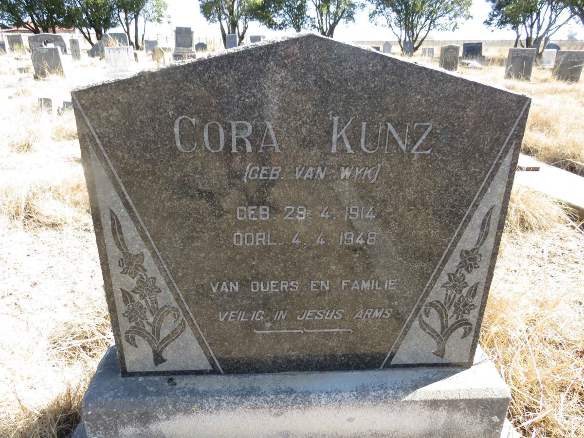 KUNZ Cora nee VAN WYK 1914-1948