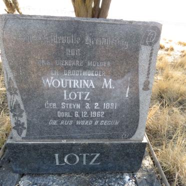 LOTZ Woutrina M. nee STEYN 1891-1962