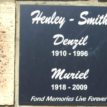 HENLEY Denzil, Smith 1910-1996 &amp; Muriel 1918-2009