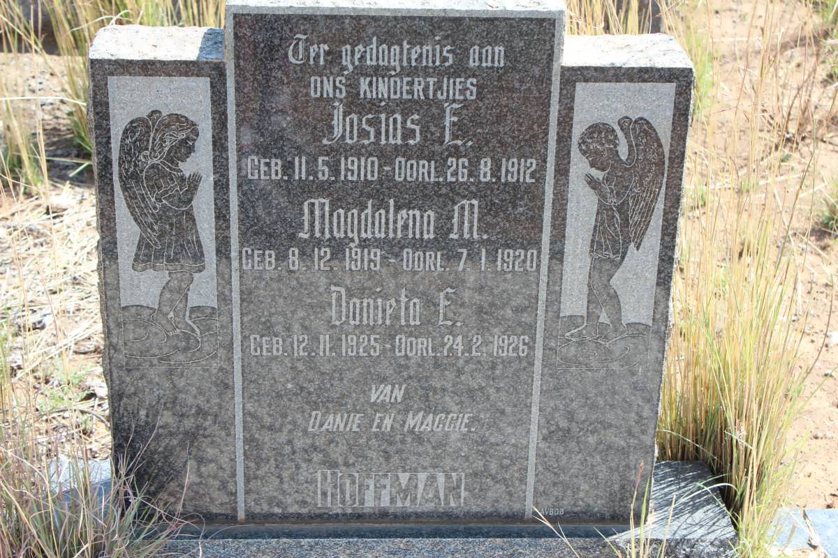 HOFFMAN Josias E. 1910-1912 :: HOFFMAN Magdalena M. 1919-1920 :: HOFFMAN Danieta E. 1925-1926