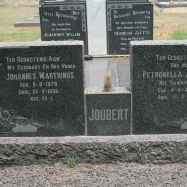 JOUBERT Johannes Marthinus 1879-1956 &amp; Petronella Aletha SANDERS 1887-1969