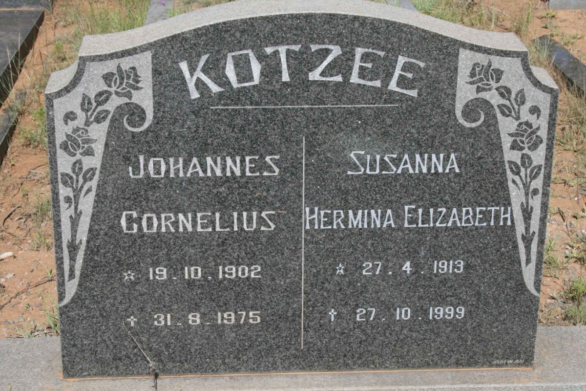 KOTZEE Johannes Cornelius 1902-1975 &amp; Susanna Hermina Elizabeth 1913-1999