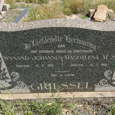 GRIESSEL Wynand Johannes -1913 &amp; Magdalena M.S. -1915