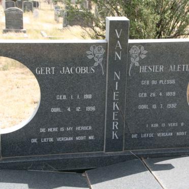 NIEKERK Gert Jacobus, van 1918-1996 &amp; Hester Aletta DU PLESSIS 1899-1992