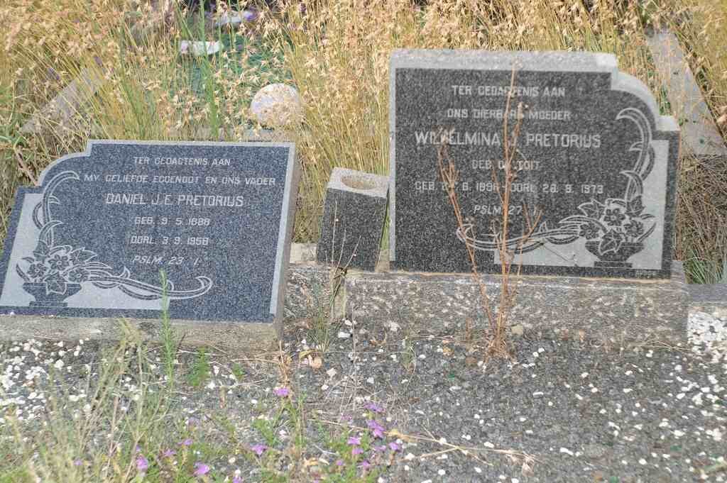 PRETORIUS Daniel J.E. 1888-1958 &amp; Wilhelmina J. DU TOIT 1896-1973