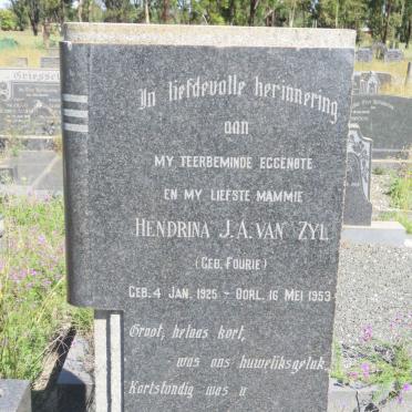 ZYL Hendrina J.A., van nee FOURIE 1925-1953