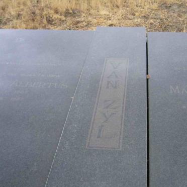 ZYL Jacobus Albertus van 1907-1987 &amp; Margaret Hester CHURCH 1912-