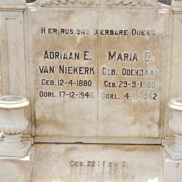 NIEKERK Adriaan E., van 1880-1946 &amp; Maria E. ODENDAAL 1880-1962