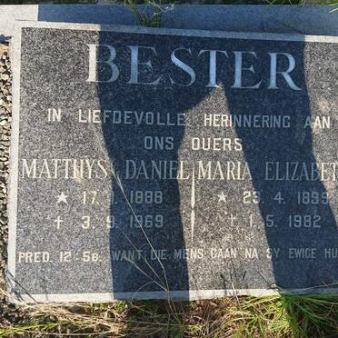 BESTER Matthys Daniel 1888-1969 &amp; Maria Elizabeth 1899-1982