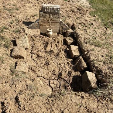 DENNIS Cecil John 1926- &amp; Susan Elisabeth