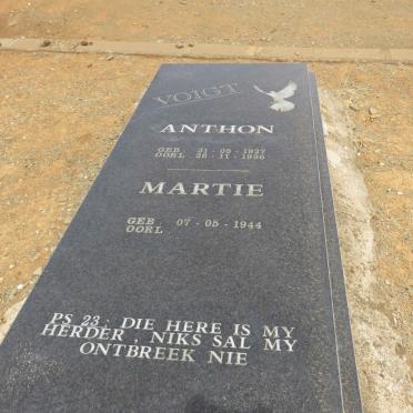 VOIGT Anthon 1927-1996 &amp; Martie 1944-