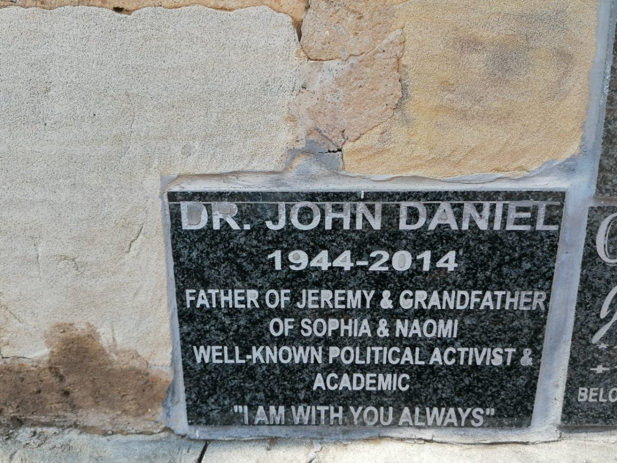 DANIEL John 1944-2014