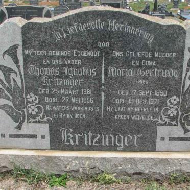 KRITZINGER Thomas Ignatius 1881-1956 &amp; Maria Gertruida PIEK 1890-1971