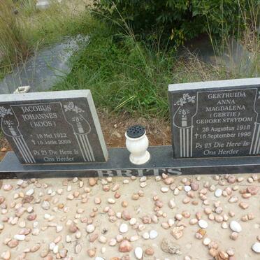 BRITS Jacobus Johannes 1922-2009 &amp; Gertruida Anna Magdalena STRYDOM 1918-1996