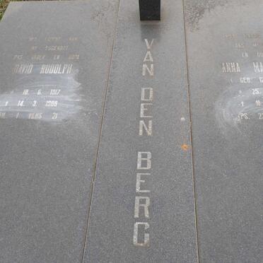BERG David Rudolph, van den 1917-1988 & Anna Magdalena GREYLING 1913-2007