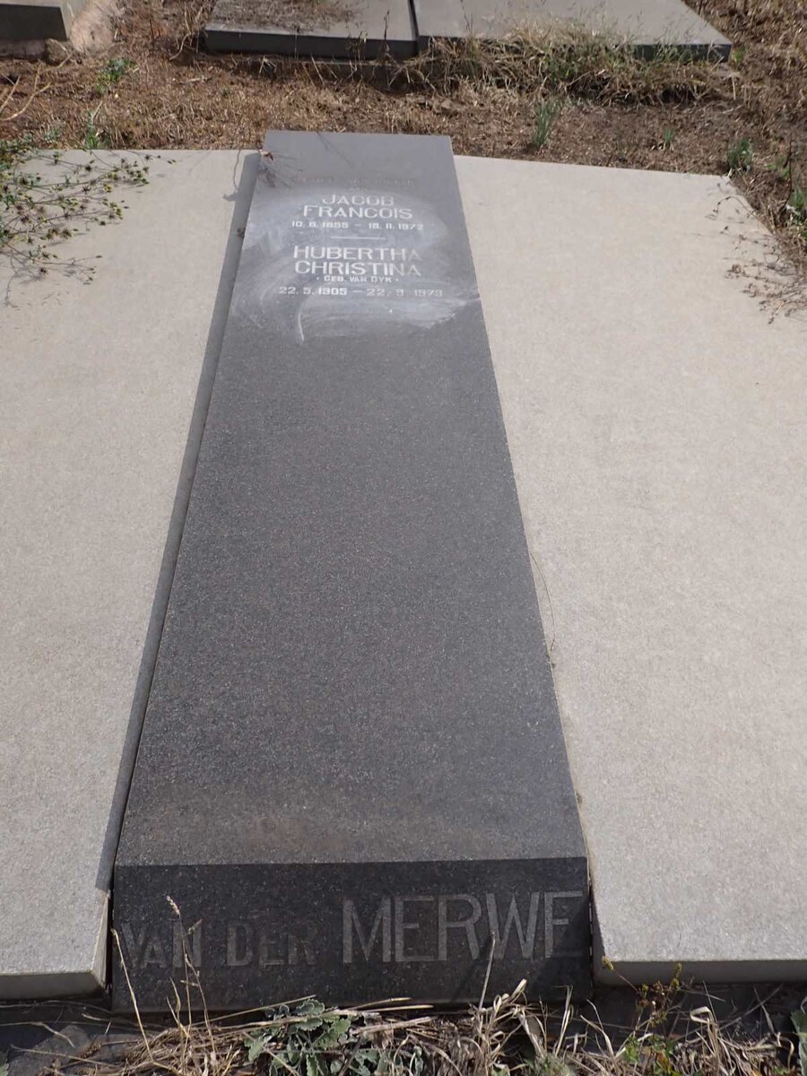 MERWE Jacob Francois, van der  1899-1972 & Hubertha Christina VAN DYK 1905-1973_1