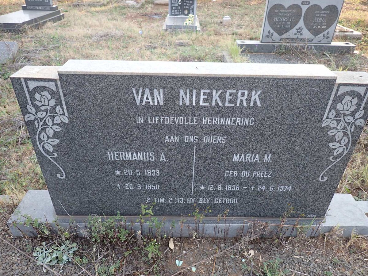 NIEKERK Hermanus A., van 1893-1950 & Maria M. DU PREEZ 1896-1974 