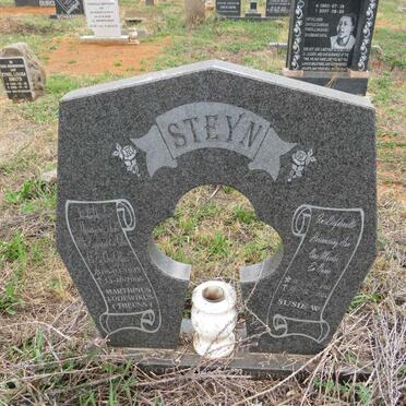 STEYN Marthinus Lodewikus 1933-2006 & Susie W. 1943-2014
