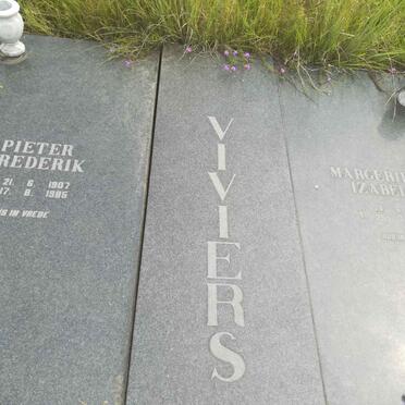 VIVIERS Pieter Frederik 1907-1985 &amp; Margerietha Izabella 1914-2001