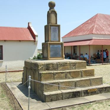 01. Oorsig oor Monument