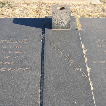 THUYNSMA Cornelius 1895-1966 &amp; Elizabeth FOSTER 1897-1982