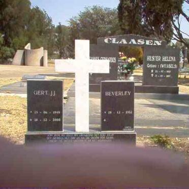 ? Gert J.J. 1949-2000 &amp; Beverley 1952-