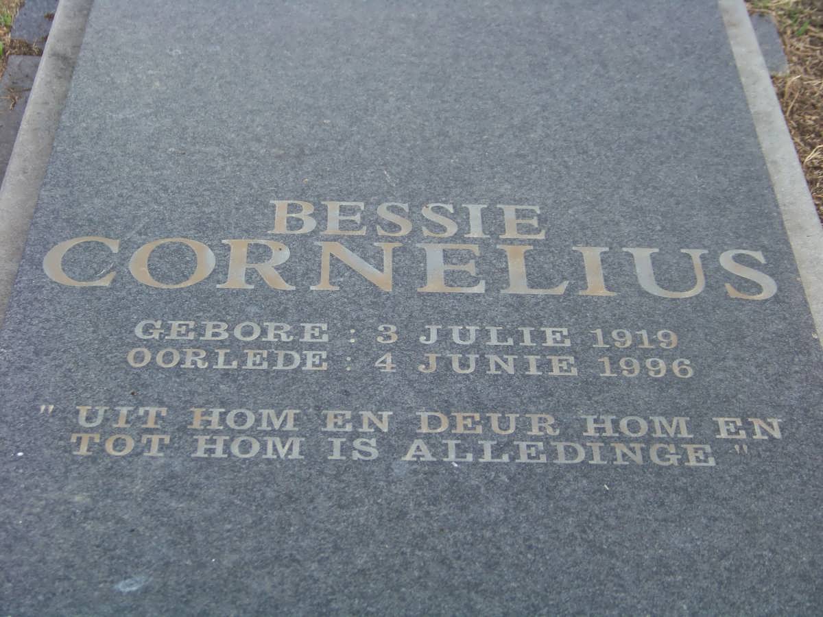 CORNELIUS Bessie 1919-1996