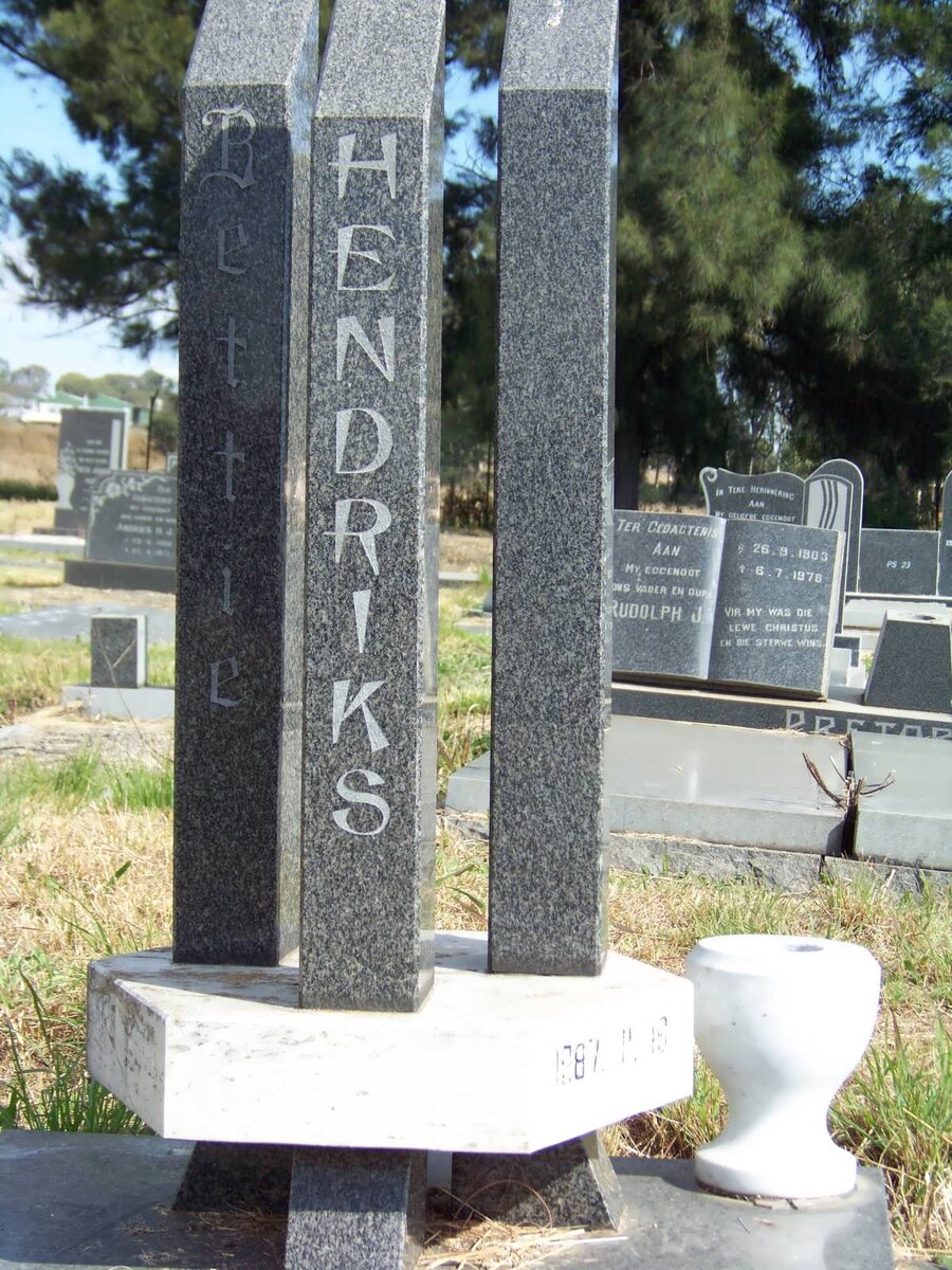 HENDRIKS Bettie 1923-1987