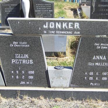 JONKER Ellik Petrus 1898-1981 &amp; Anna MULLER 1907-1981