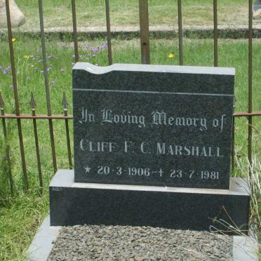 MARSHALL Cliff F.C. 1906-1981