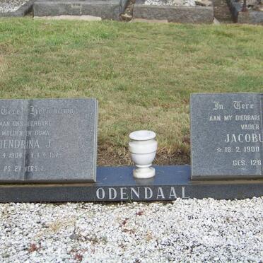 ODENDAAL Jacobus G.J. 1900-1973 &amp; Hendrina J. 1904-1974