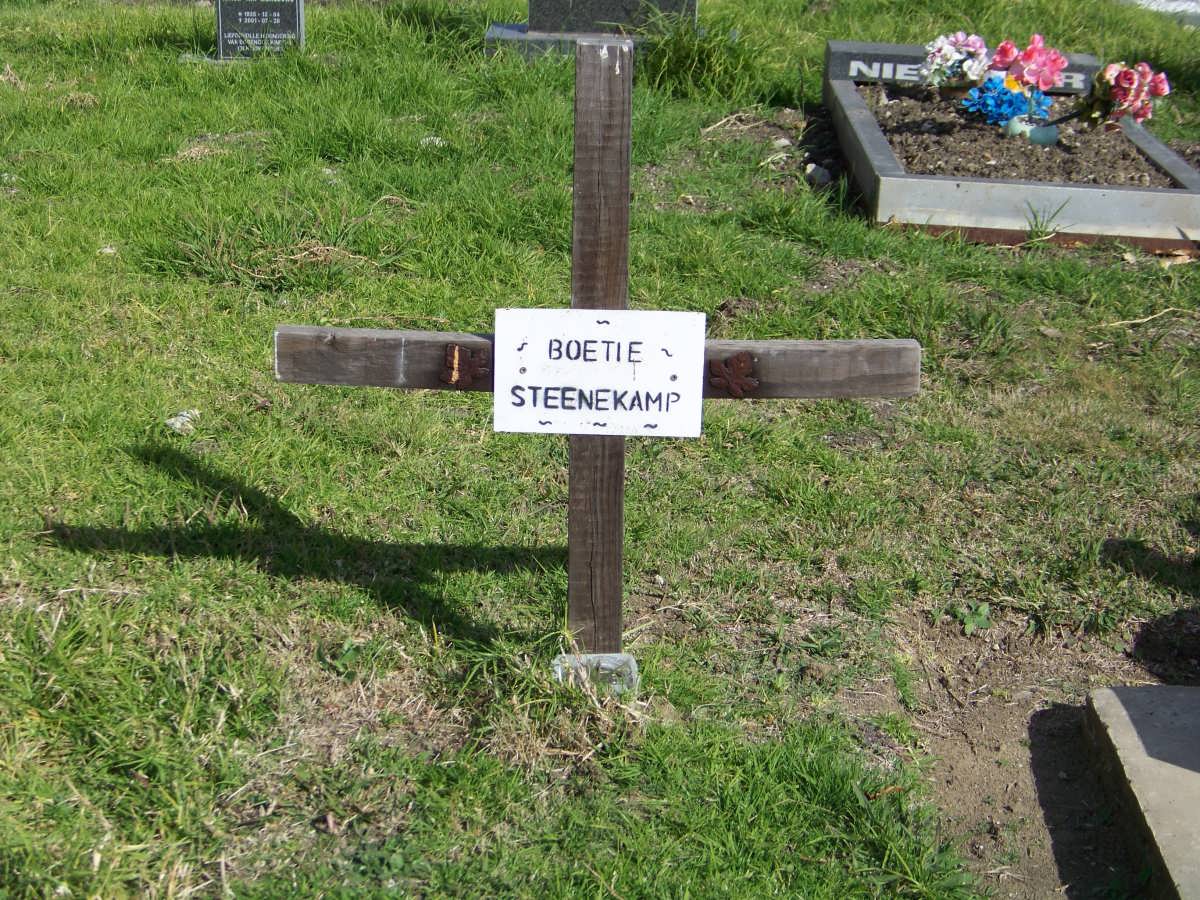 STEENEKAMP Boetie