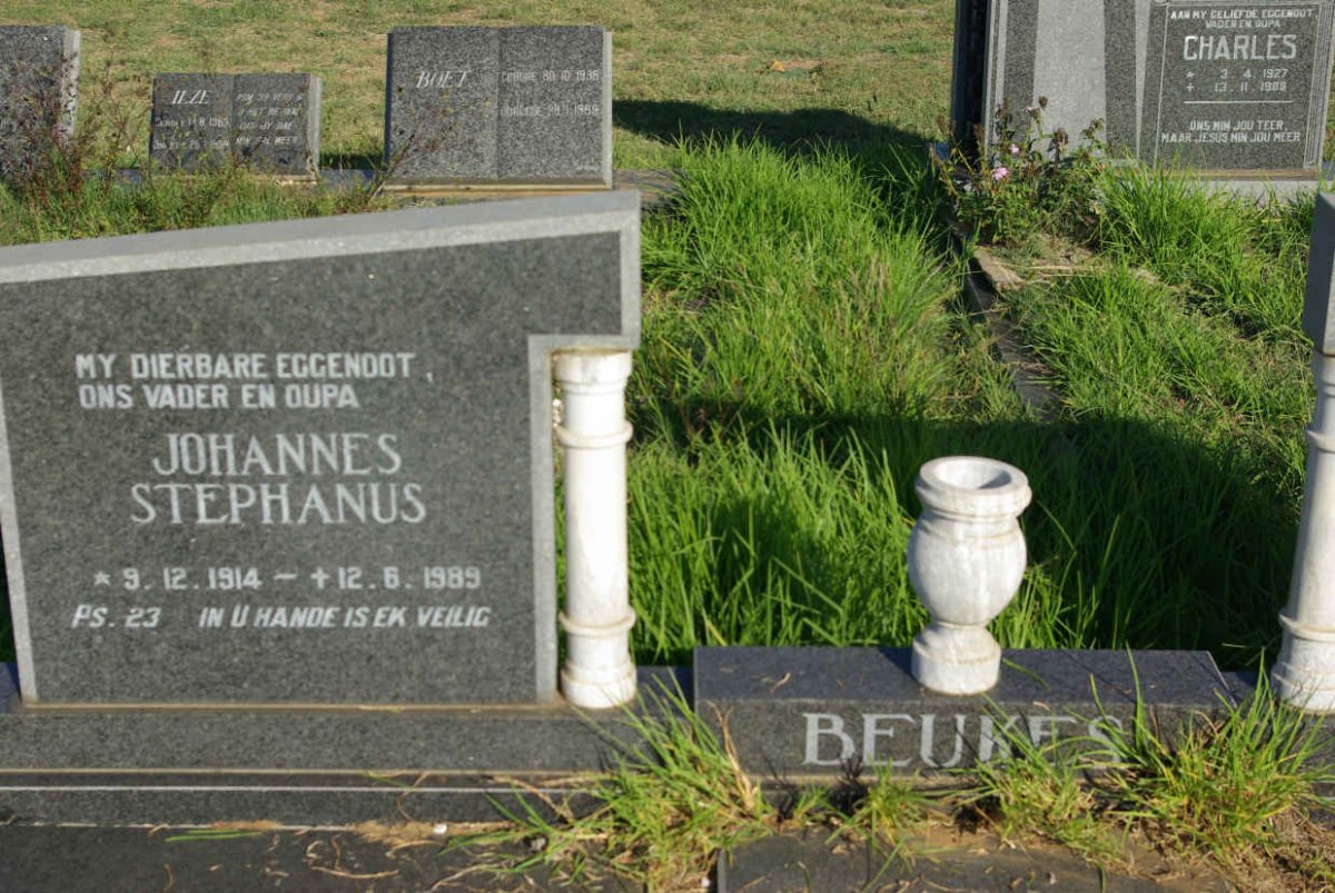 BEUKES Johannes Stephanus 1914-1989 &amp; Helena Catherina 1917-1999