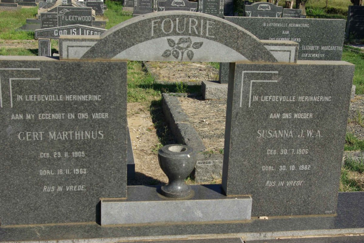 FOURIE Gert Marthinus 1905-1963 &amp; Susanna J.W.A. 1906-1982