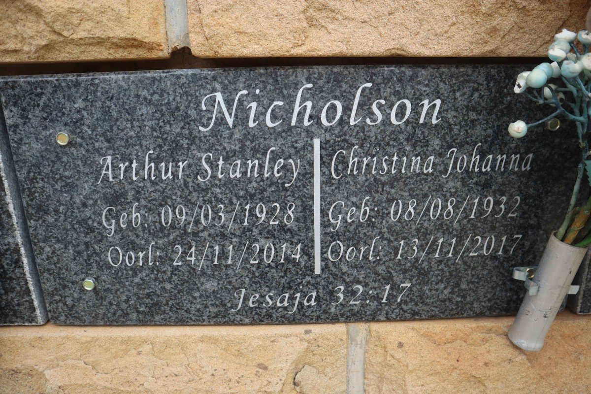 NICHOLSON Arthur Stanley 1928-2014 &amp; Christina Johanna 1932-2017