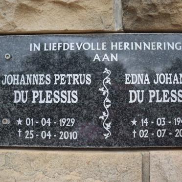 PLESSIS Johannes Petrus, du 1929-2010 &amp; Edna Johanna 1945-2008