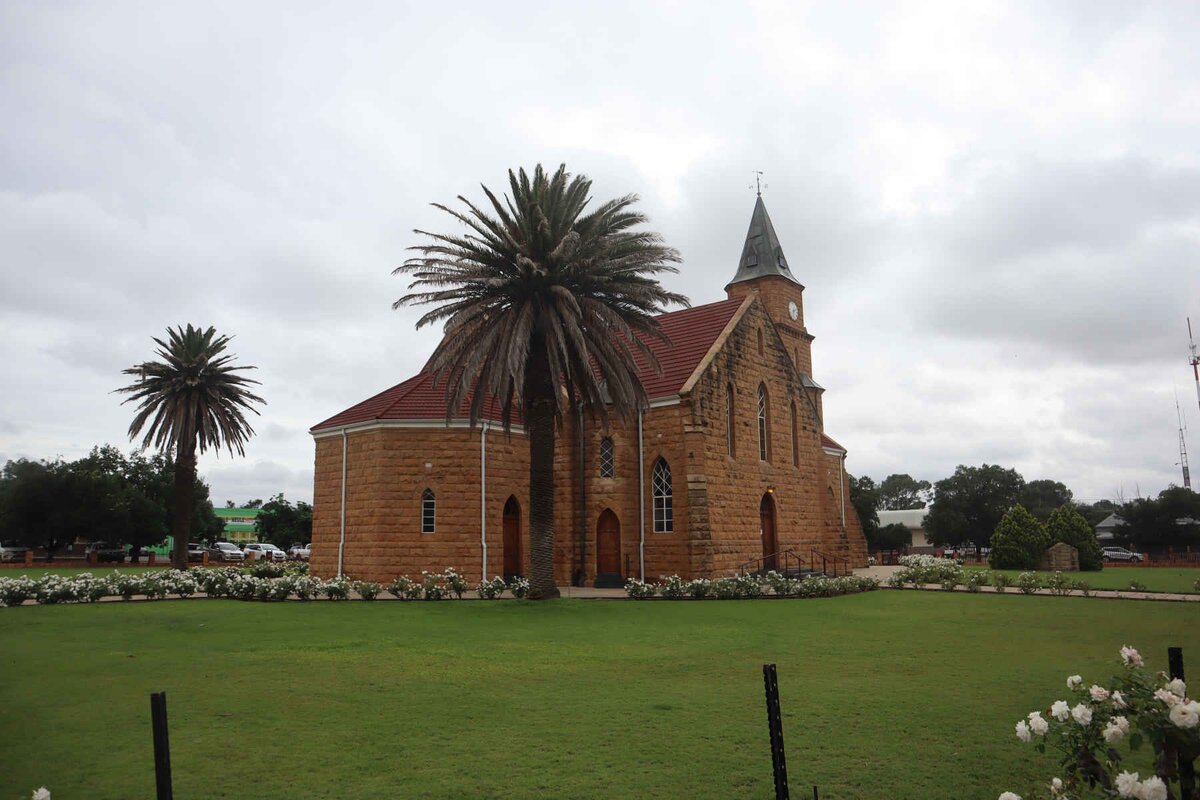 1. Overview / Oorsig